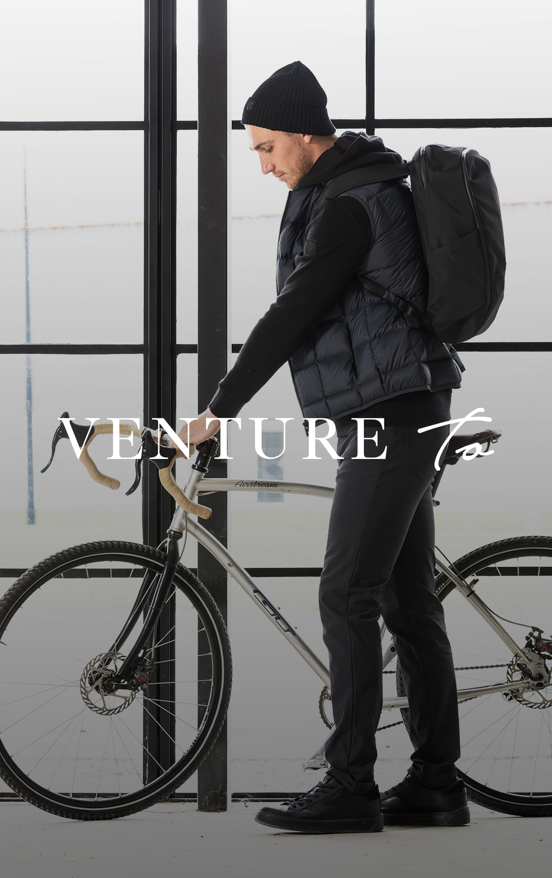 ESSENTIAL LIGHTWEIGHT DOWN VEST