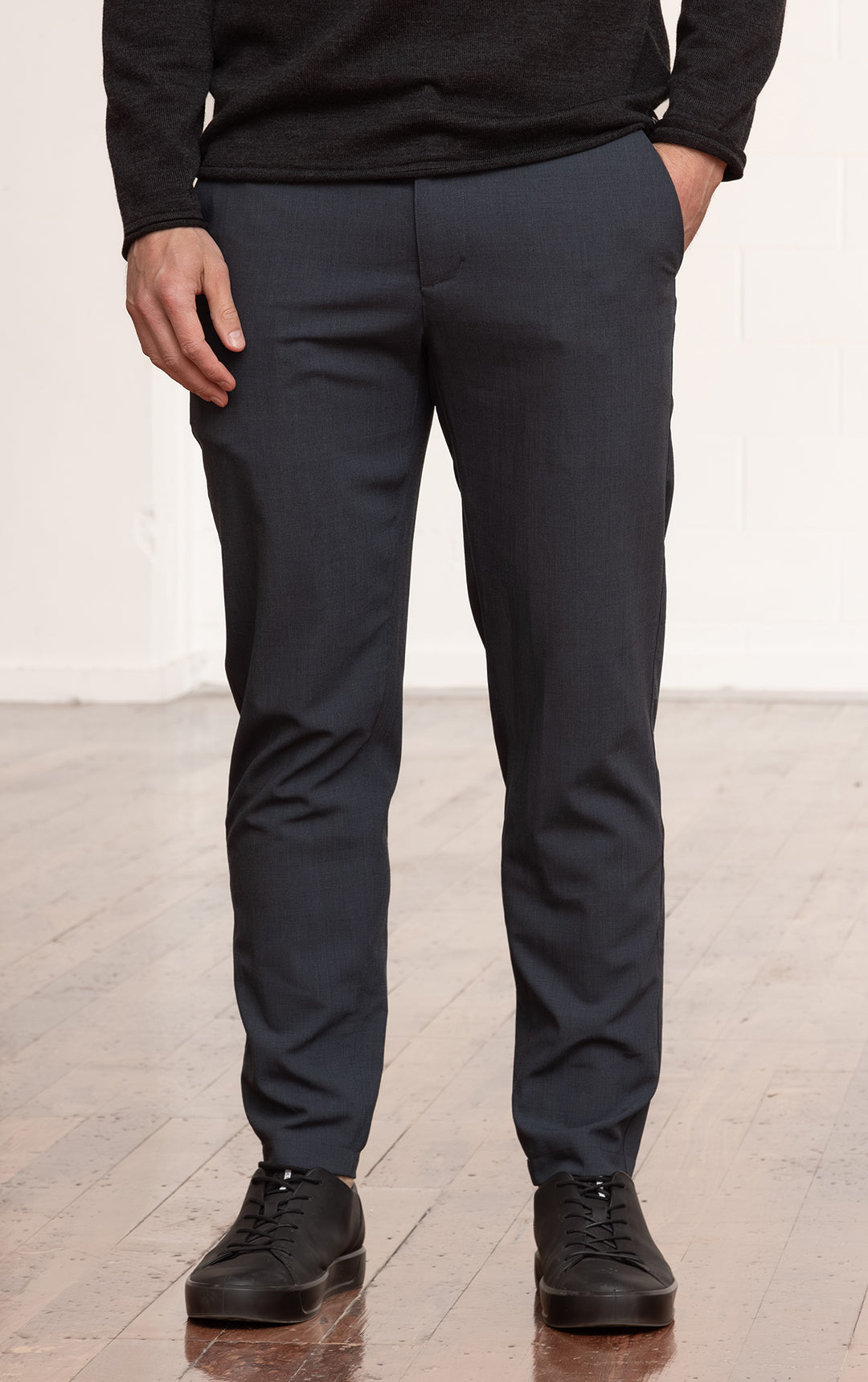 TAPERED SUMMER WOOL BLEND PANTS - Main Image