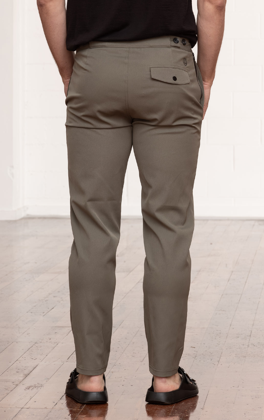 PERFORMANCE TWILL JOGGER - CLEARANCE