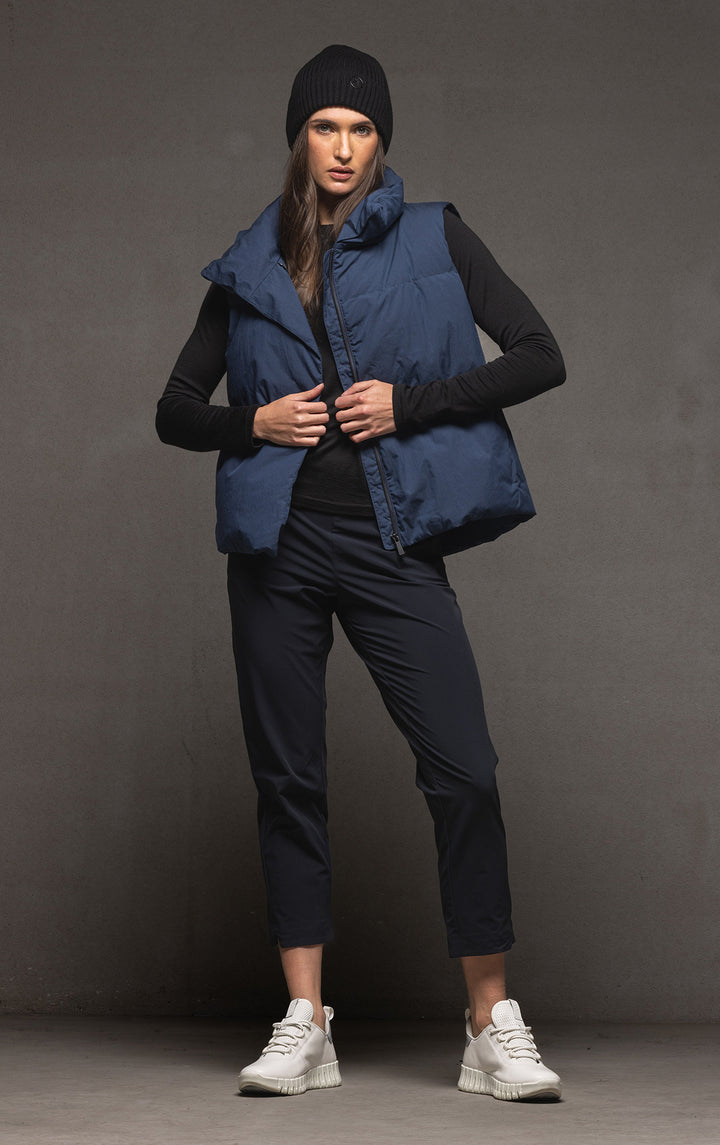 HIGH COLLAR DOWN VEST