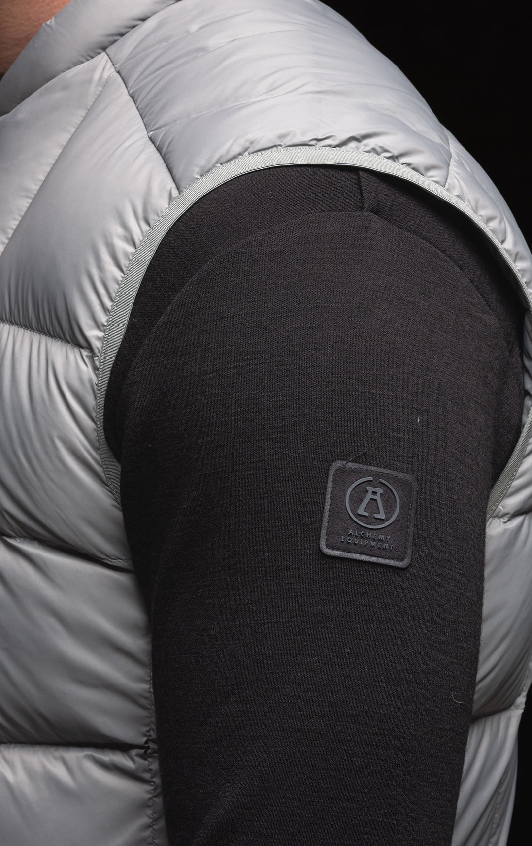 ESSENTIAL LIGHTWEIGHT DOWN VEST