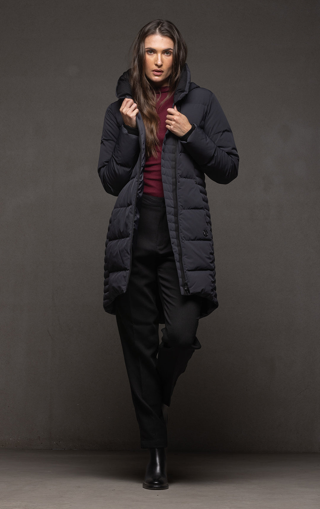 LAMINATED DOWN COAT
