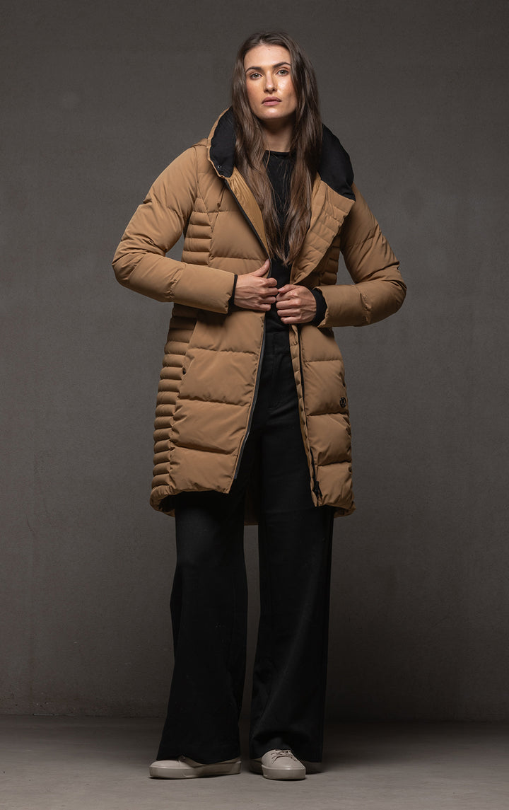 LAMINATED DOWN COAT