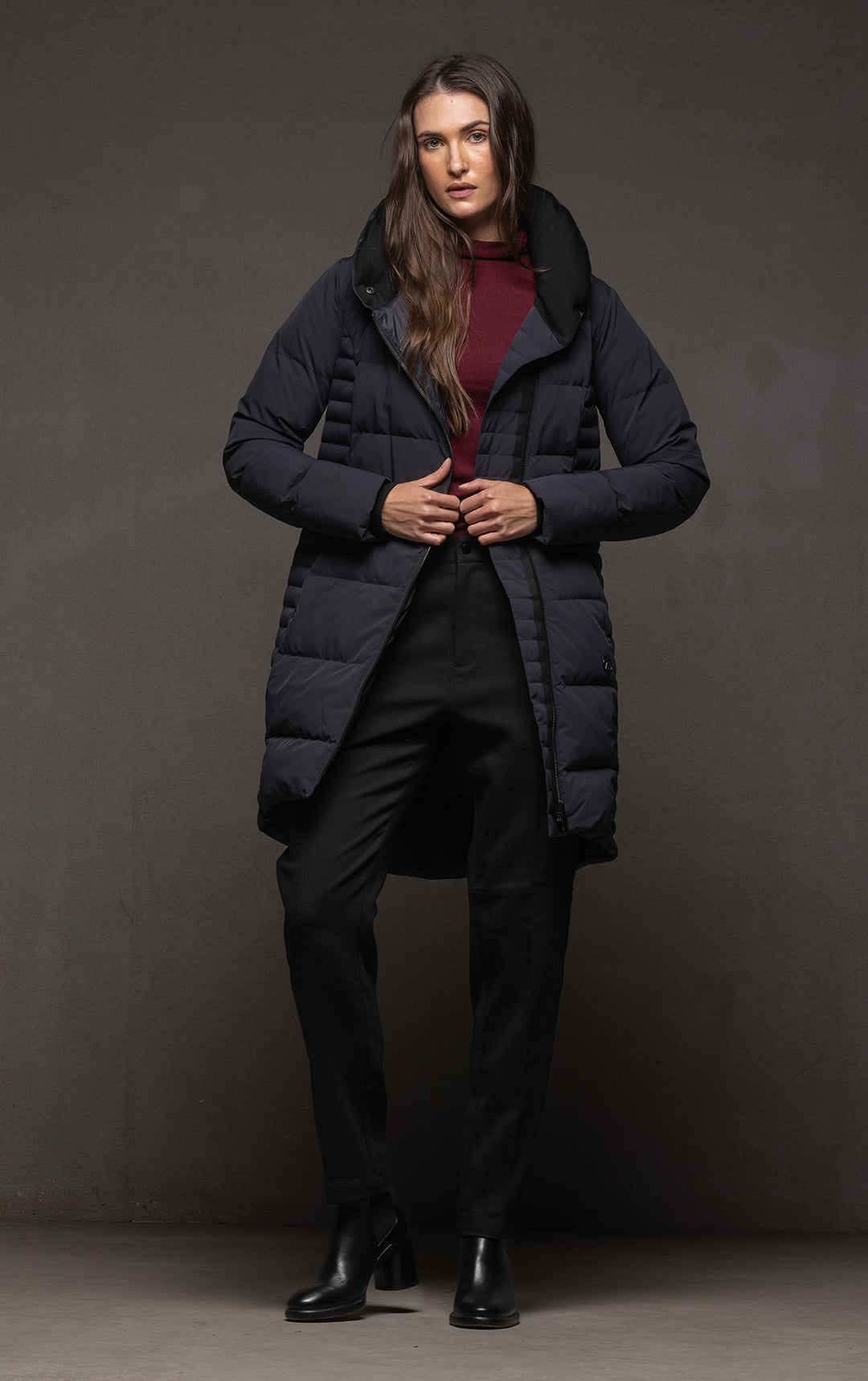 LAMINATED DOWN COAT