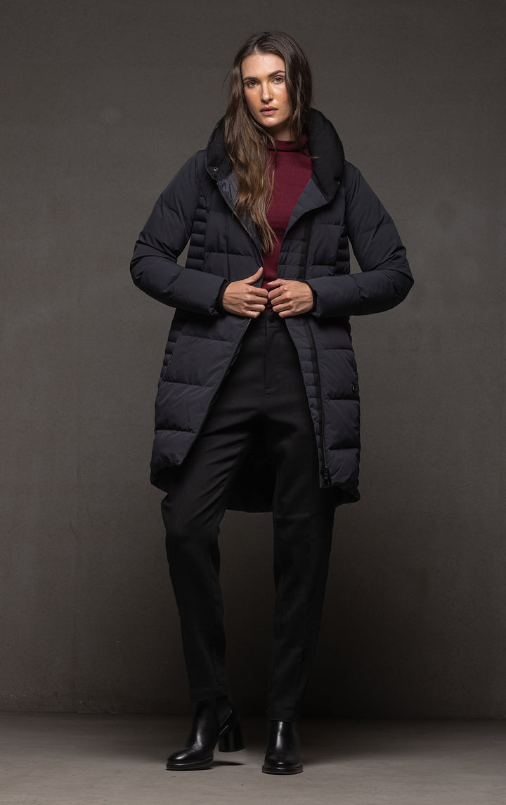 LAMINATED DOWN COAT