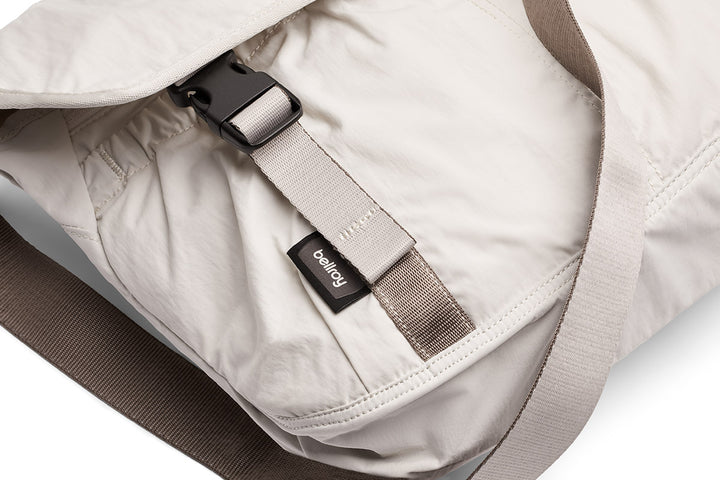 BELLROY - CINCH MESSENGER BAG
