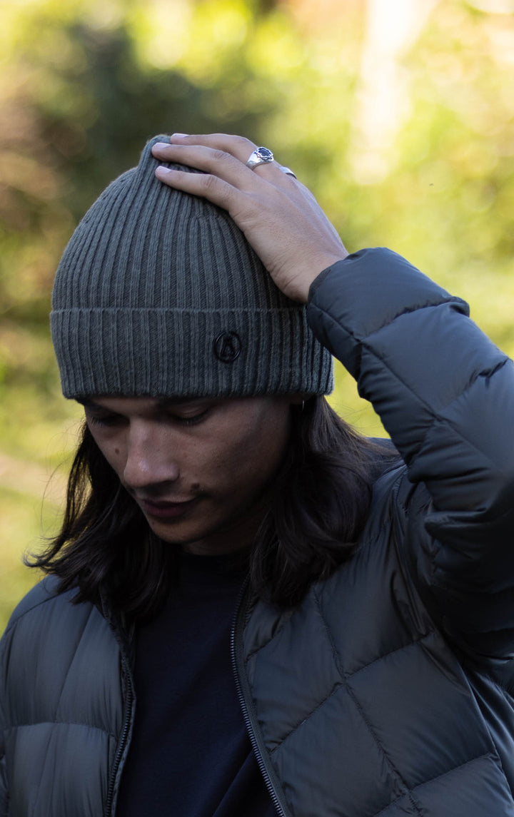RIB KNIT BEANIE