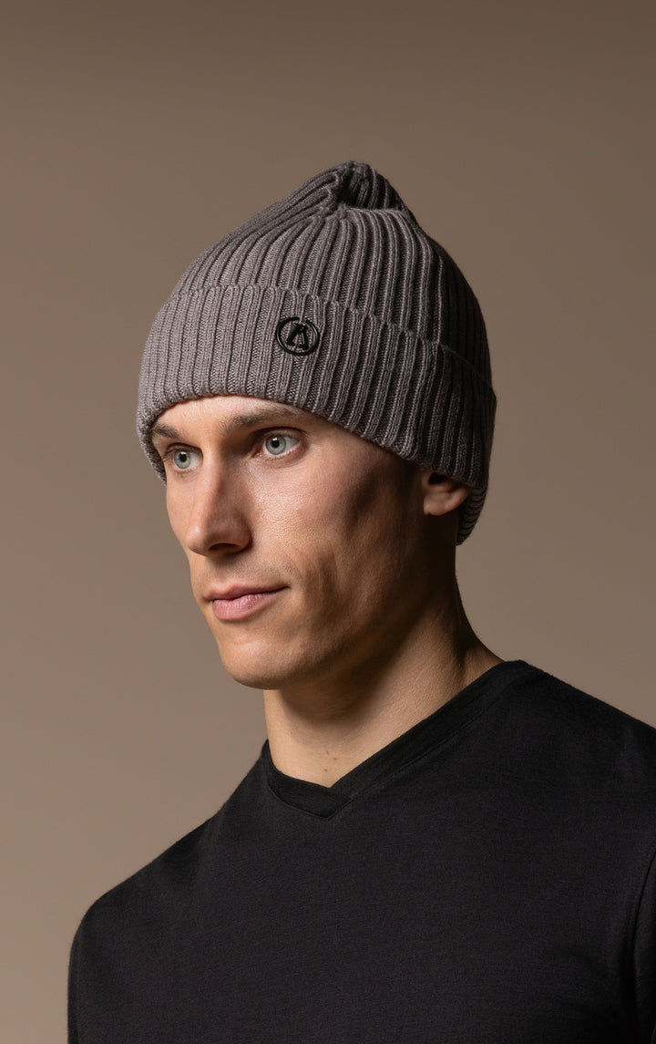 RIB KNIT BEANIE