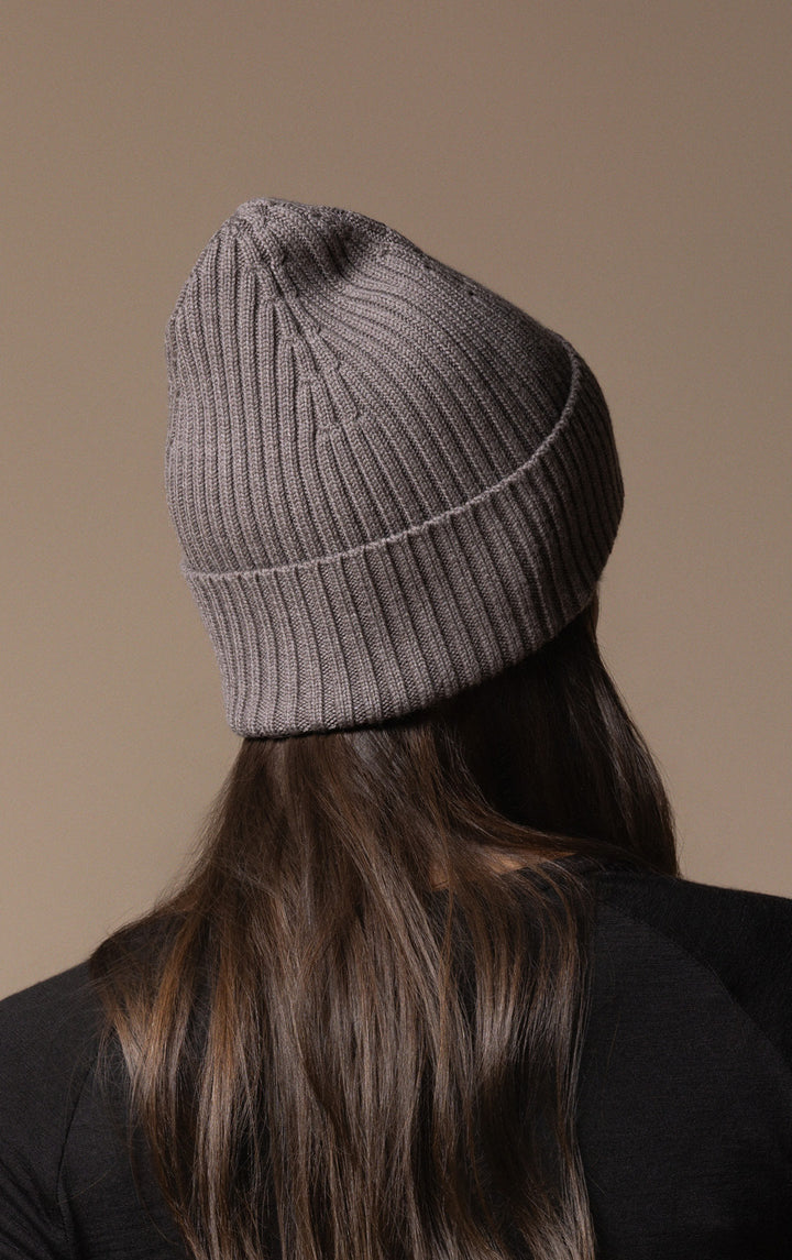 RIB KNIT BEANIE