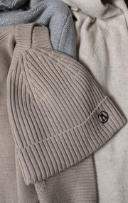 RIB KNIT BEANIE