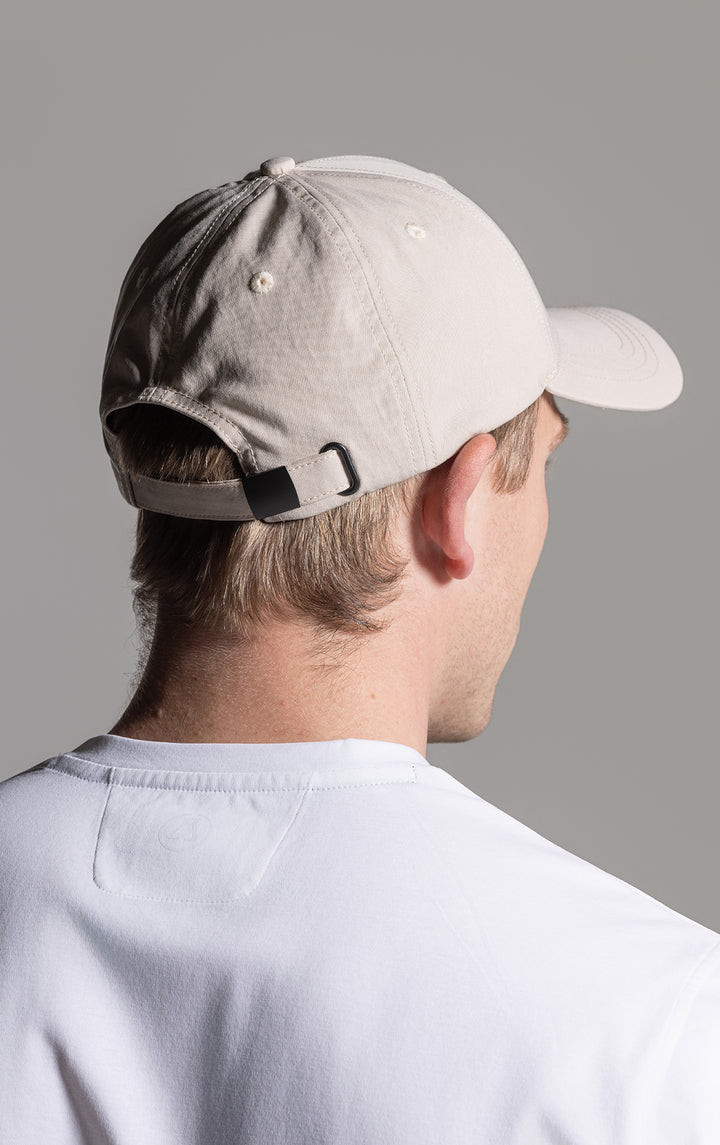 PERFORMANCE TWILL CAP
