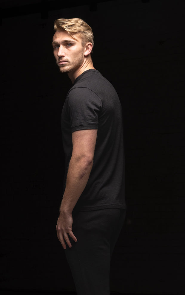 180GSM MERINO V TEE
