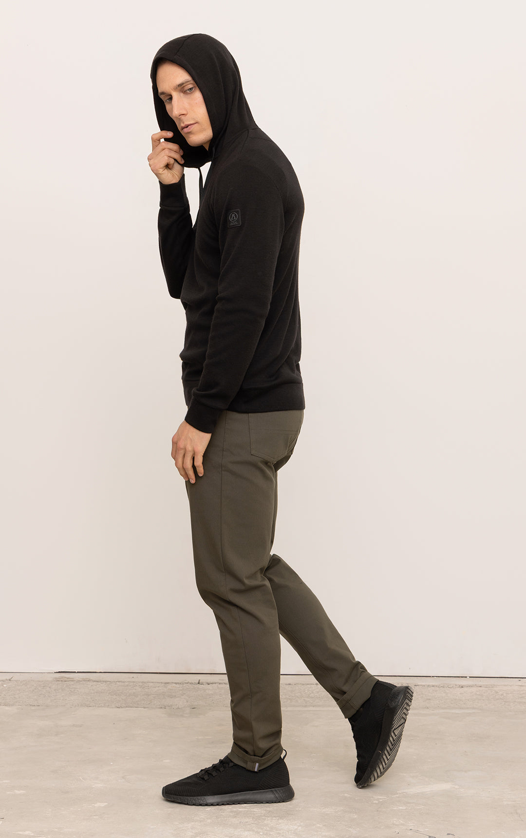 320GSM MERINO HOODED PULLOVER