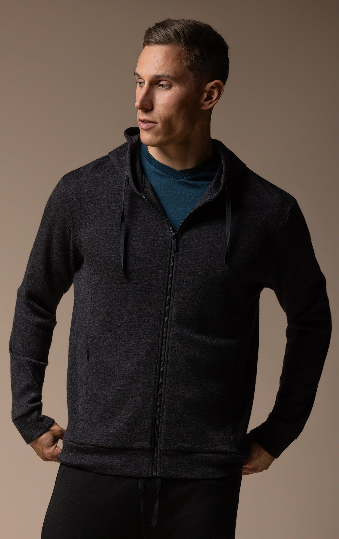 320GSM MERINO ZIPPED HOODY