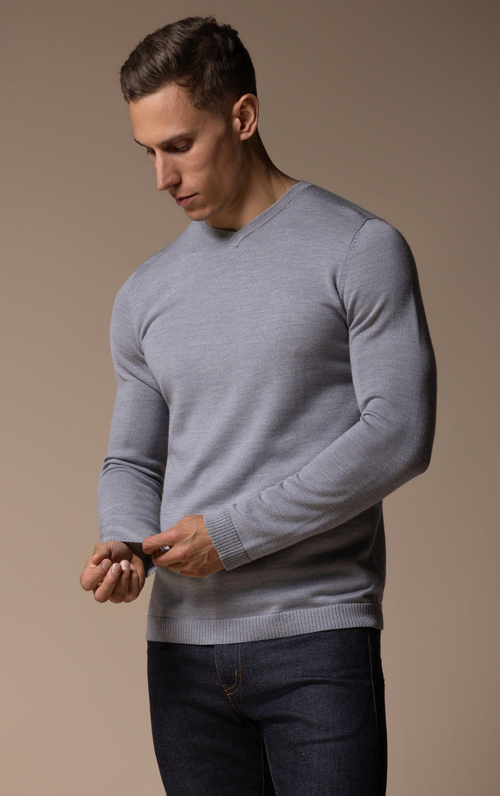 12GG MERINO V-NECK SWEATER