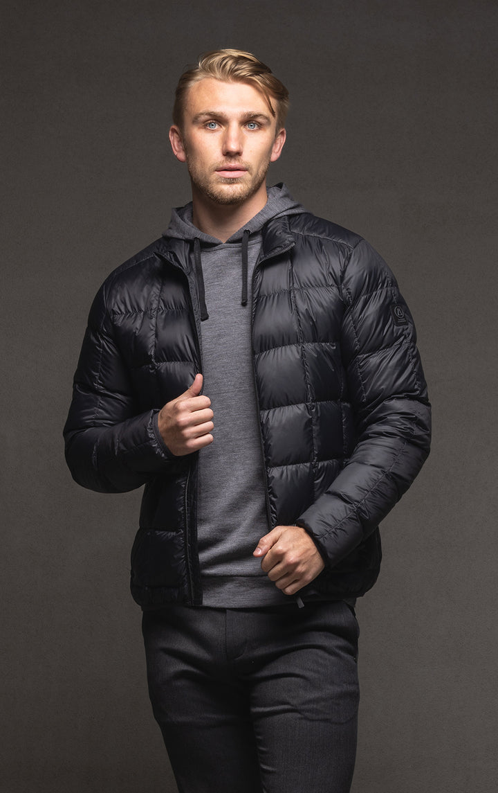 ESSENTIAL LIGHTWEIGHT DOWN JACKET