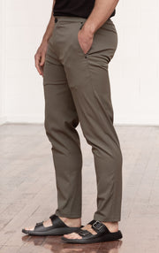 PERFORMANCE TWILL JOGGER