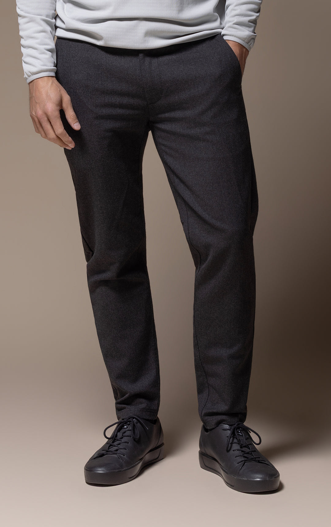 WOOL FLANNEL JOGGER