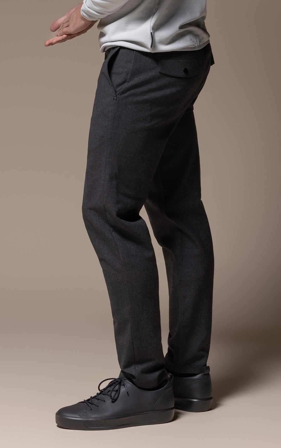 WOOL FLANNEL JOGGER