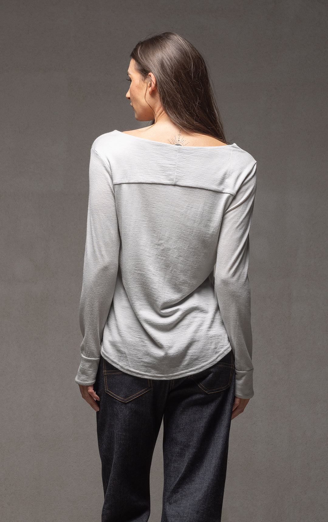 MERINO ESSENTIAL LS TEE