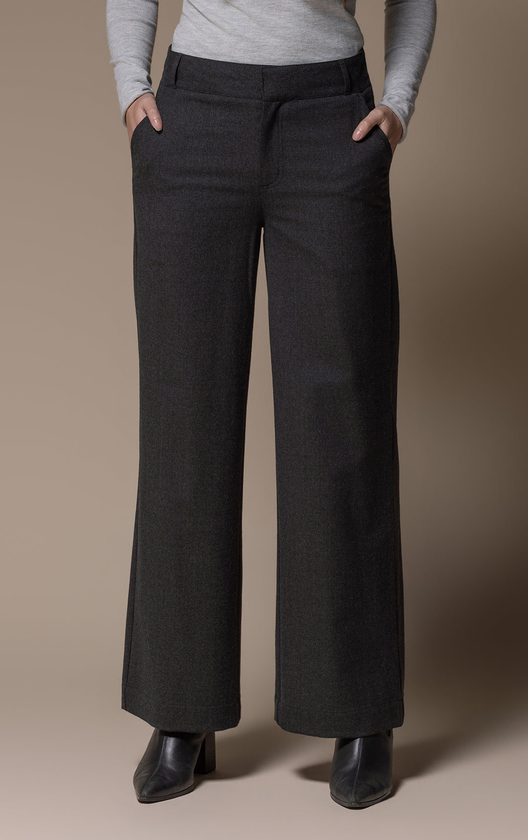 WOOL FLANNEL WIDE LEG TROUSER