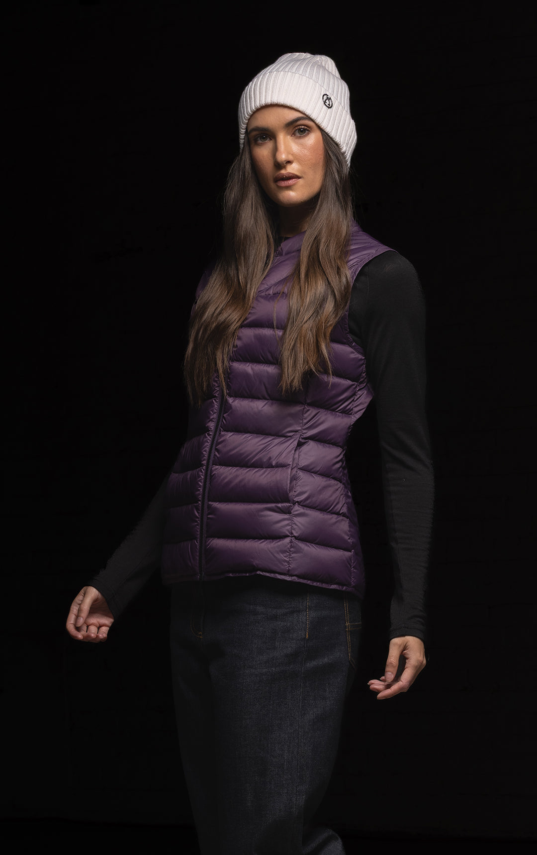 ESSENTIAL LIGHTWEIGHT DOWN VEST