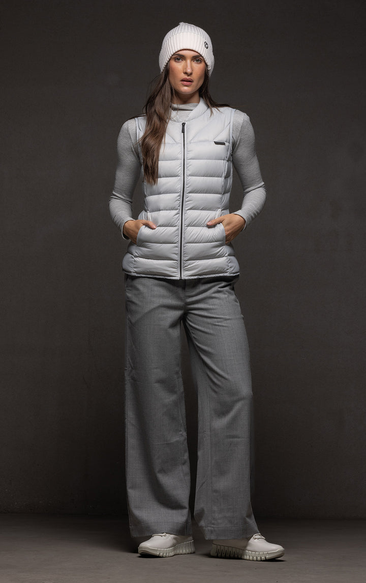 ESSENTIAL LIGHTWEIGHT DOWN VEST