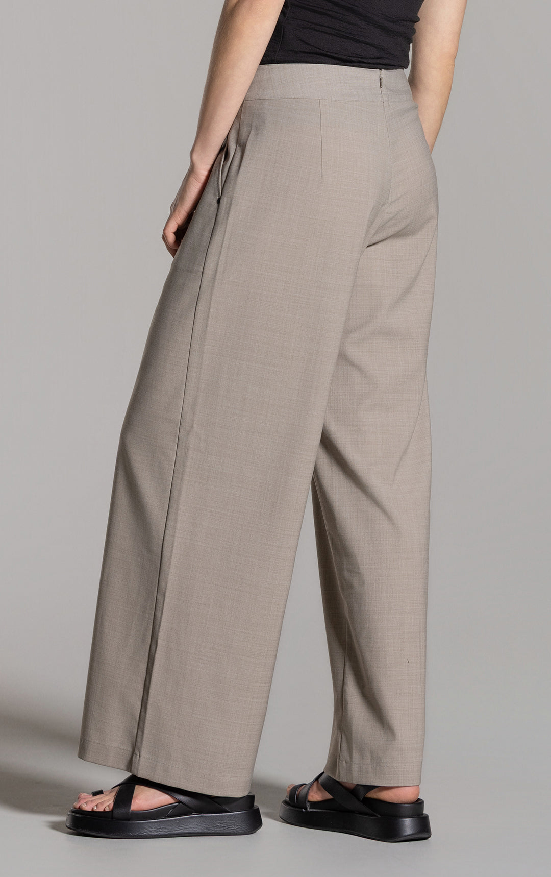 LIGHTWEIGHT WOOL BLEND WIDE LEG PANT