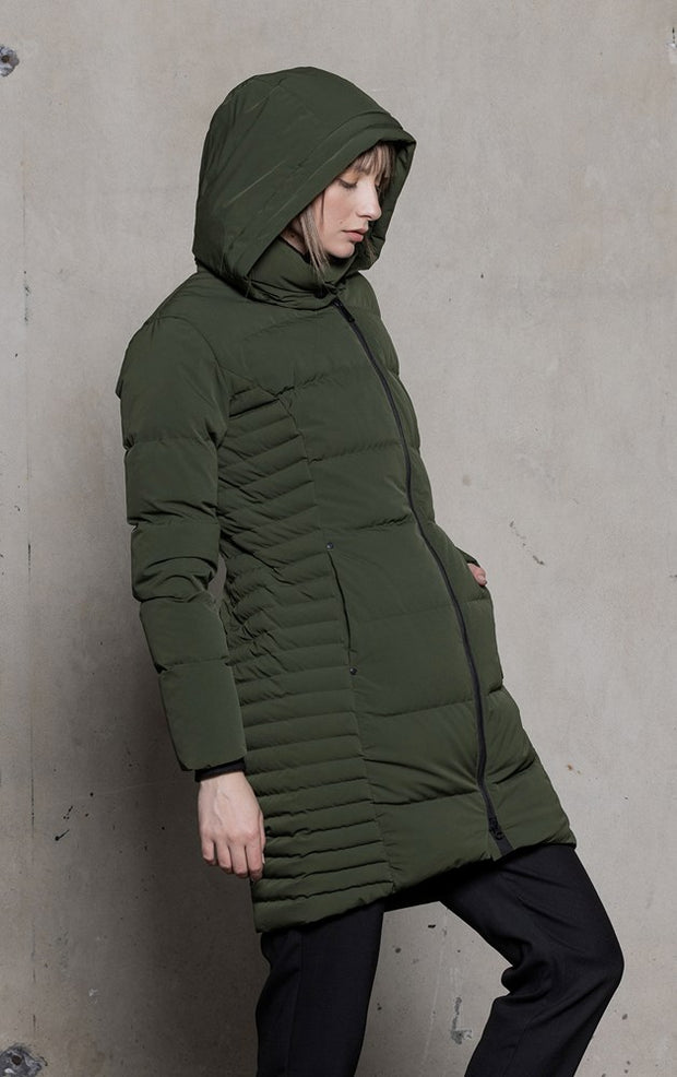 LAMINATED DOWN COAT