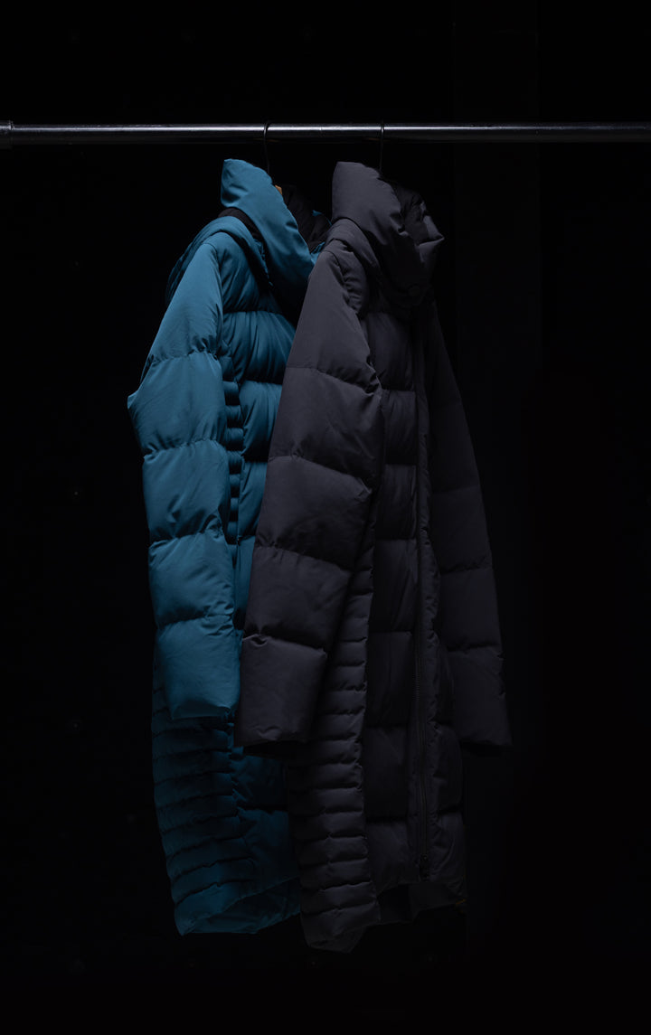 LAMINATED DOWN COAT
