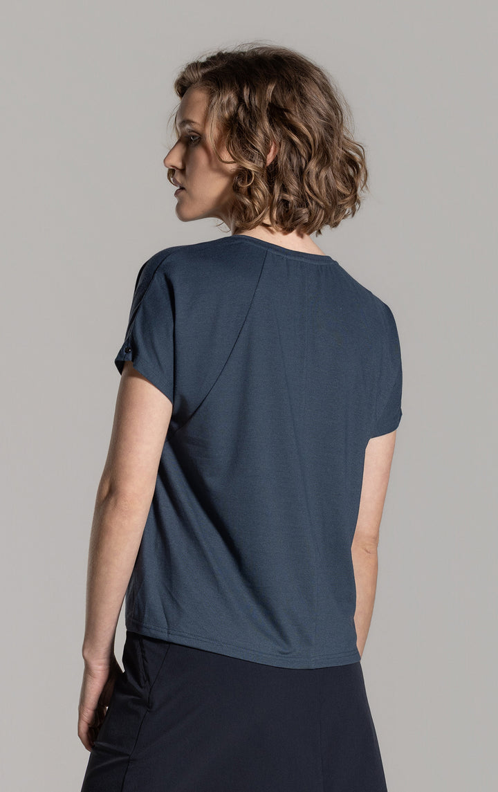 PERFORMANCE RAGLAN TEE