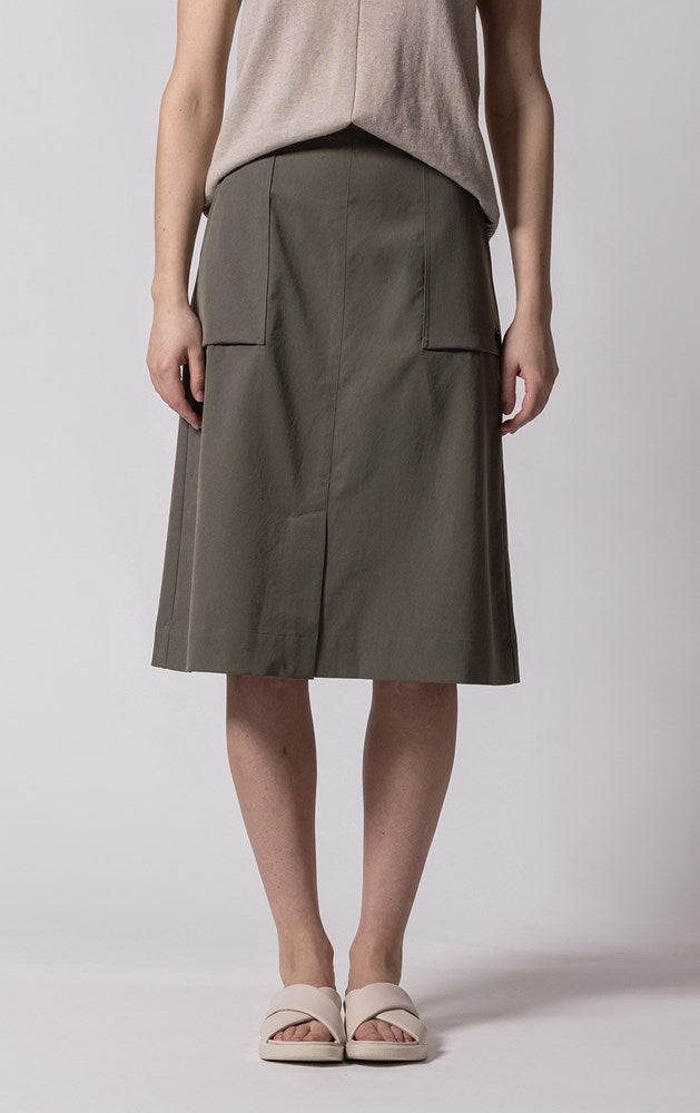 PERFORMANCE TWILL SKIRT - CLEARANCE