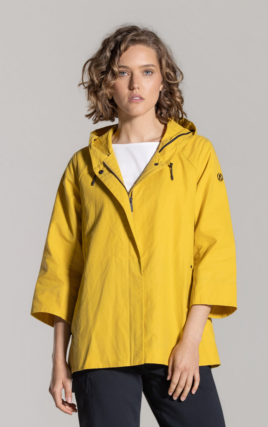 WAXED COTTON SWING SHELL