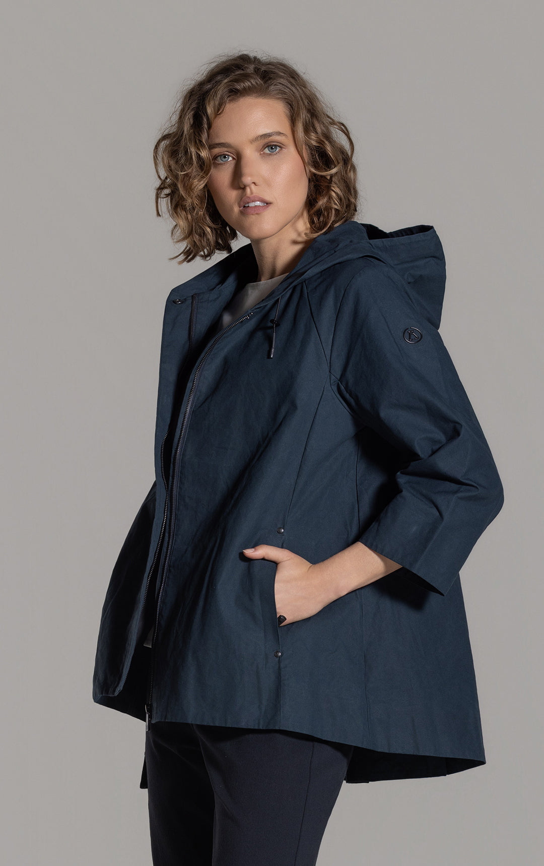 WAXED COTTON SWING SHELL