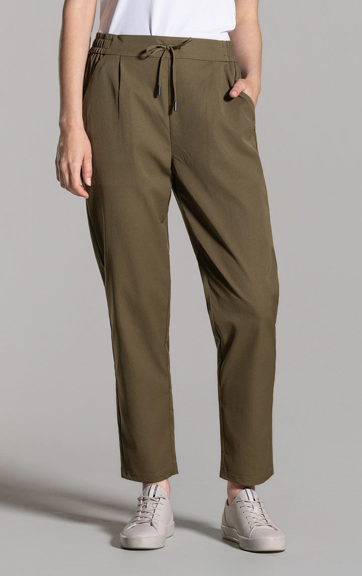 PERFORMANCE TWILL JOGGER