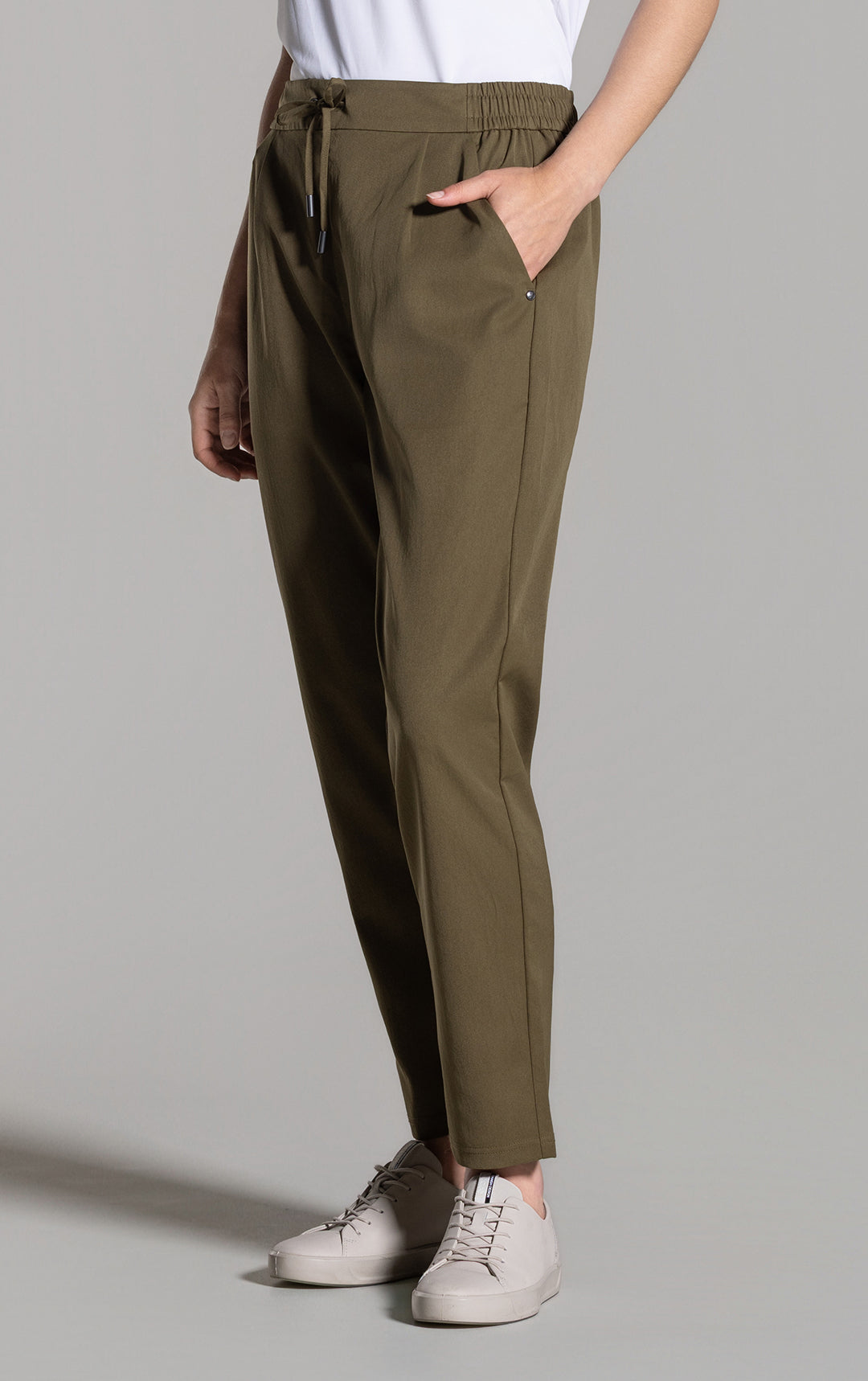 PERFORMANCE TWILL JOGGER