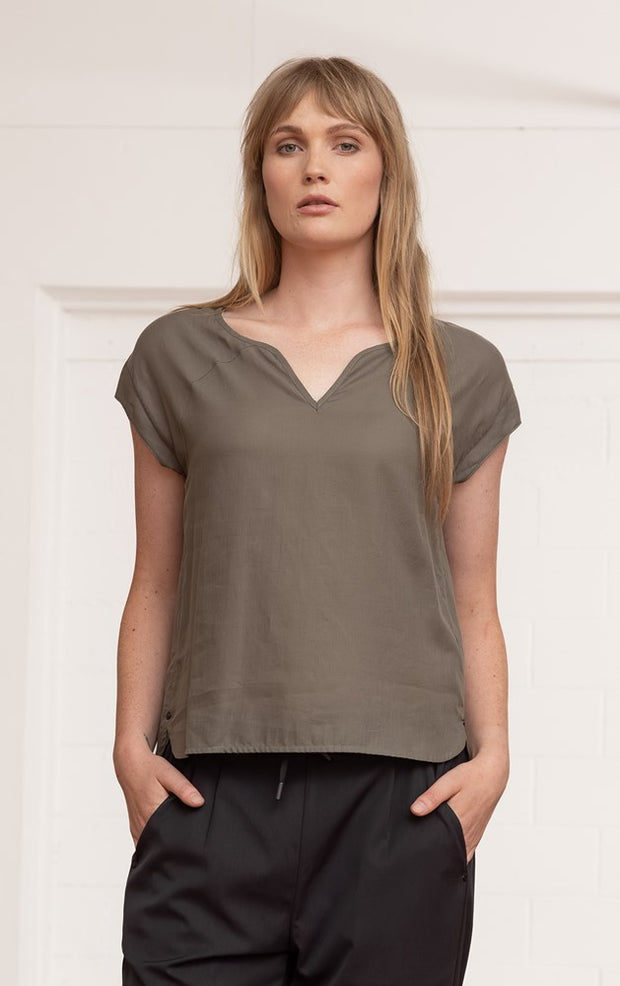 LIGHTWEIGHT ORGANIC COTTON TOP - CLEARANCE