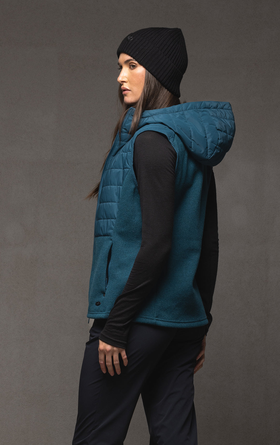HYBRID HOODED VEST