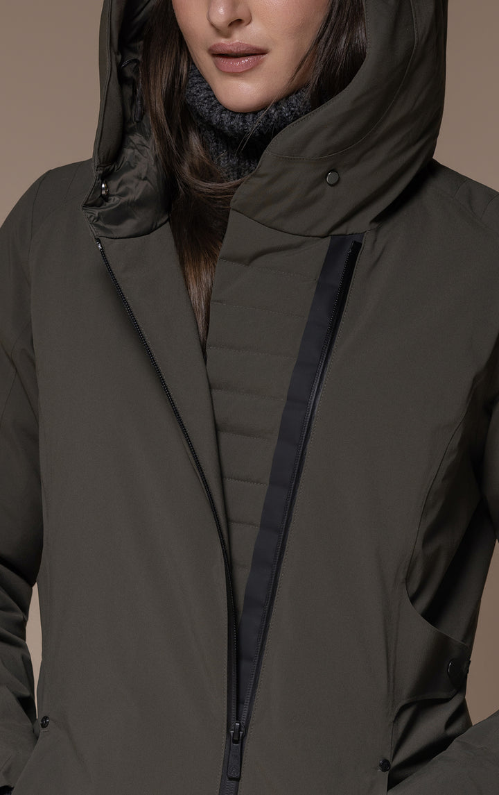 HOODED DOWN PARKA