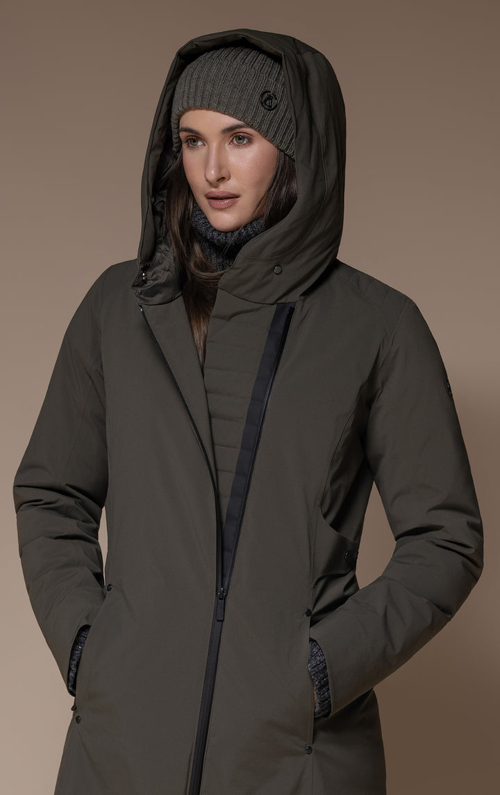 LAMINATED DOWN COAT