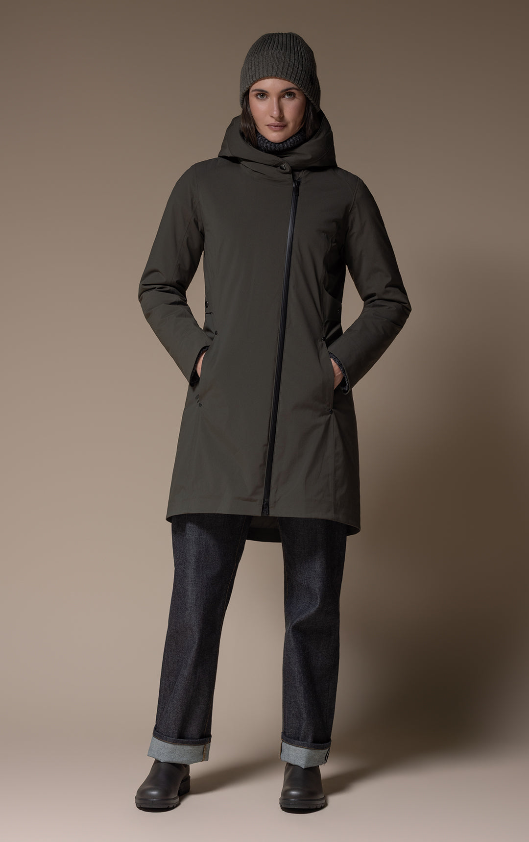 HOODED DOWN PARKA