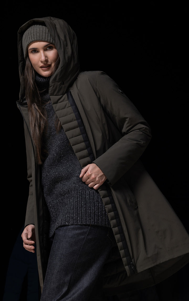 HOODED DOWN PARKA