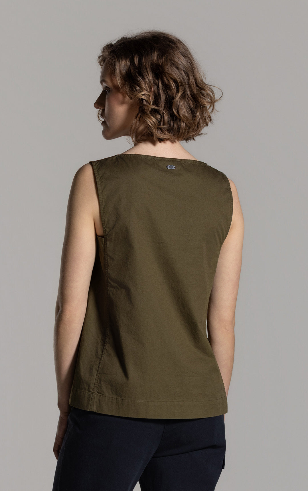 ORGANIC COTTON SLEEVELESS TOP