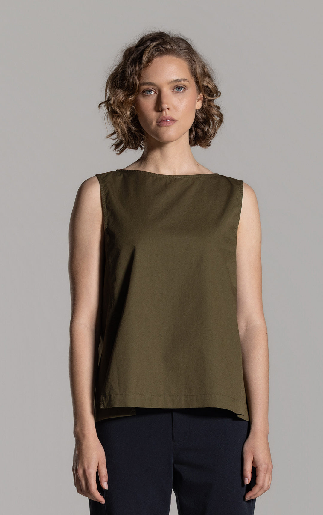 ORGANIC COTTON SLEEVELESS TOP