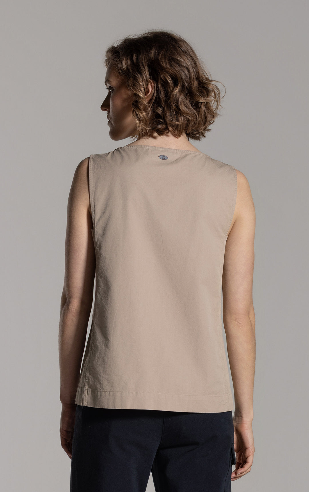 ORGANIC COTTON SLEEVELESS TOP