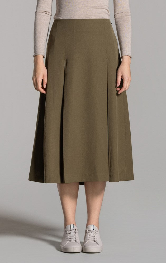 PERFORMANCE TWILL BOX PLEAT SKIRT - CLEARANCE