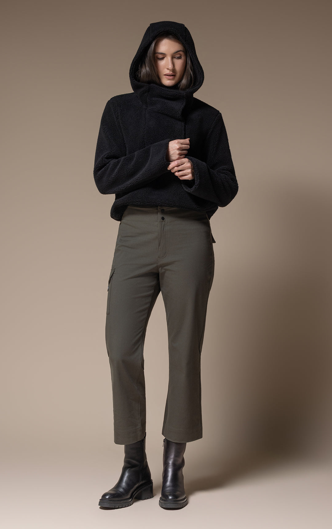 HOODED FLEECE PULLOVER
