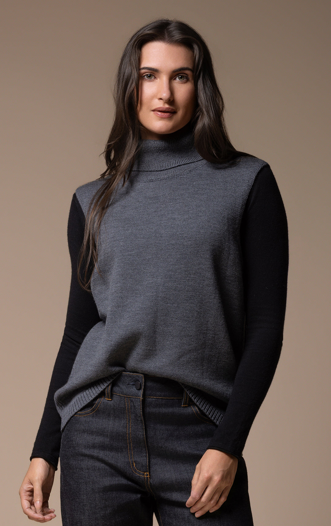7GG MERINO TURTLENECK VEST