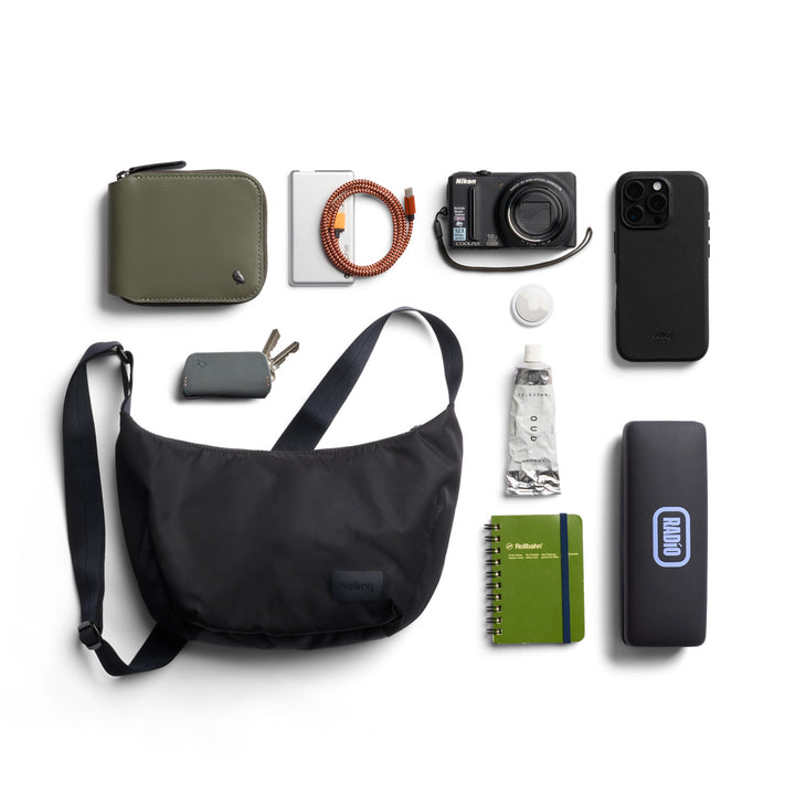 BELLROY - LANEWAY CRESCENT BAG 2.5L