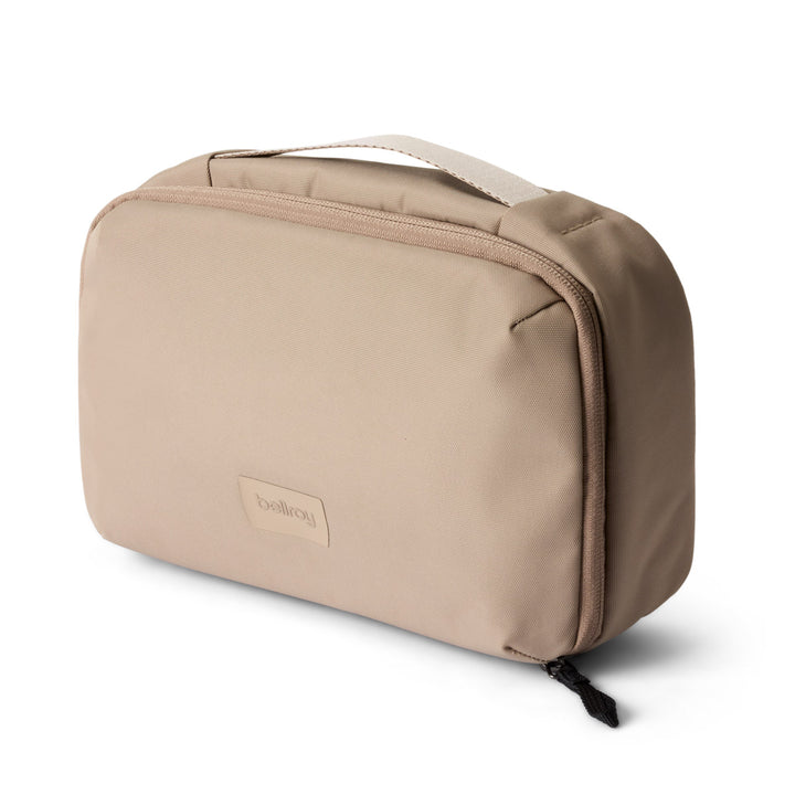 BELLROY - HANGING TOILETRY KIT